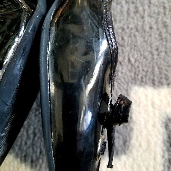 Anne Klein IFlex  "Flora" Patent Peep Toe Flats - Picture 5 of 8